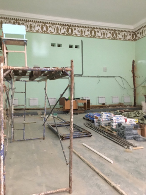 В Камышинском районе продолжается ремонт Дома культуры