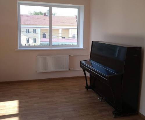 В Кумылженской детской музыкальной школе отремонтировали учебные кабинеты