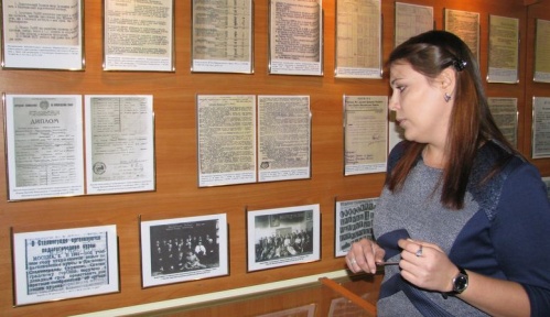 В Госархиве проходит выставка «Учитель – профессия вечная»