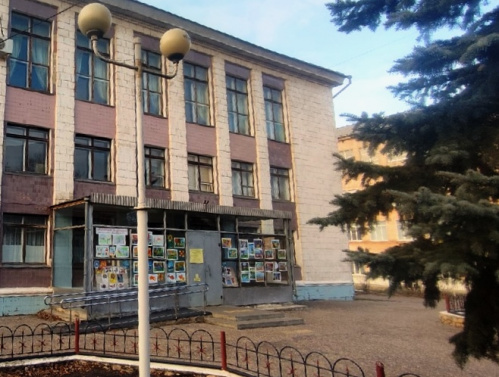 В Волгоградской области приступили к ремонту Жирновской детской музыкальной школы
