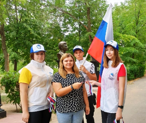 Волгоградские учреждения культуры и волонтёры подготовили мероприятия ко Дню России
