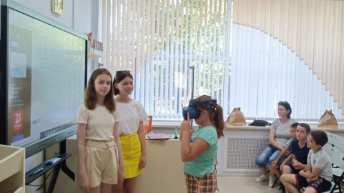 В модельной библиотеке Палласовки организуют литературные праздники и выставки