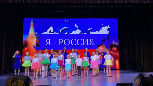 Юные суровикинцы показали свое мастерство на сцене отремонтированного центра культуры Юные суровикинцы показали свое мастерство на сцене отремонтированного центра культуры