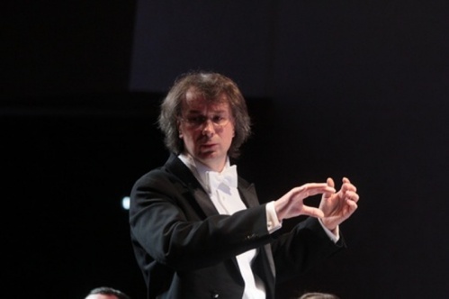 Волгоградские учреждения приглашают в виртуальные концертные залы