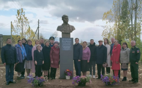 В Волгоградской области увековечили память Мусы Джалиля