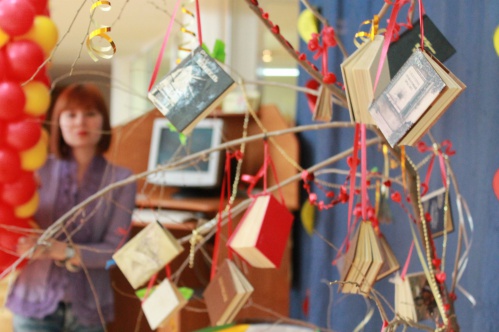 Библиотека им. Горького приглашает к участию в конкурсе слоганов