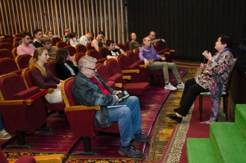 Известный театральный критик провела творческую лабораторию в Волгоградском ТЮЗе