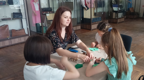 В музее Урюпинска проводят мастер-классы по макраме