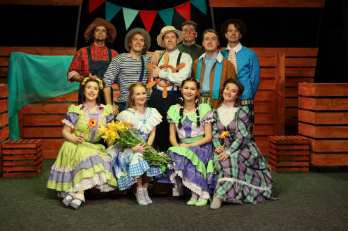 Казачий театр представил премьеру спектакля о Томе Сойере