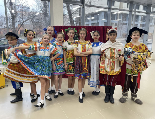 В Волгограде провели  фестиваль детских самодеятельных коллективов