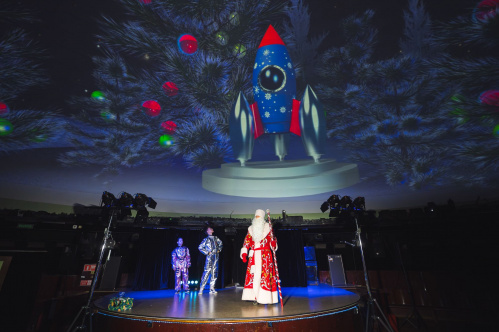 Новогоднее представление Волгоградского планетария посетили жители разных регионов России