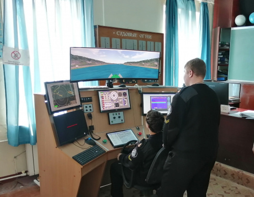 Волгоградских школьников познакомили с речным делом