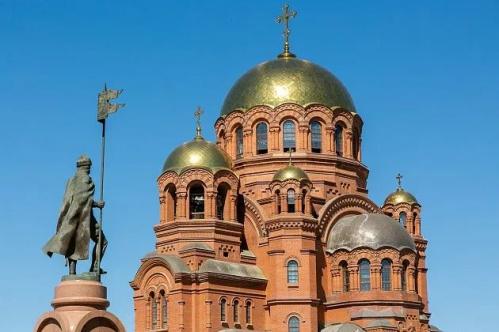 В период праздничных мероприятий в честь 800-летия Александра Невского центр Волгограда станет пешеходным