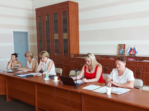 Волгоградская «Горьковка» провела конференцию Школы директоров «Эффективная библиотека-2021» 