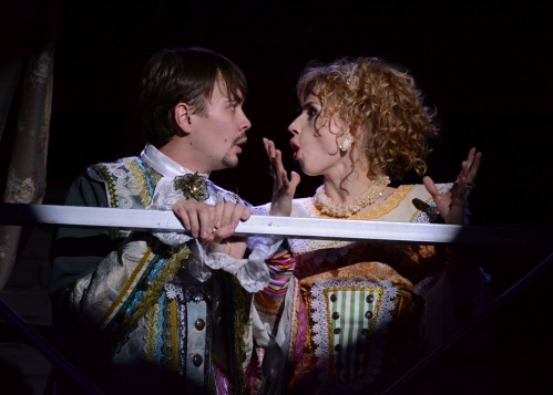 Театры региона получили поддержку губернатора