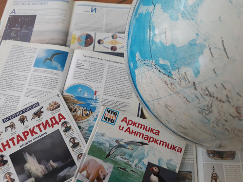 В зиму посреди знойного лета погрузила читателей областная детская библиотека 