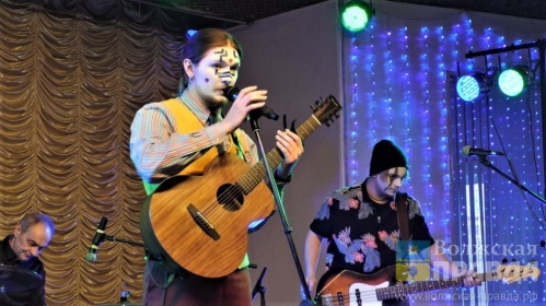 В обновлённом ДК «Октябрь» в Волжском состоялся «квартирник»