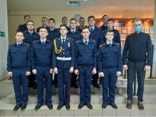 Для волгоградских кадетов провели экскурсию по Госархиву Волгоградской области Для волгоградских кадетов провели экскурсию по Госархиву Волгоградской области