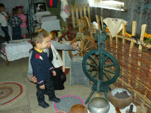 Волжские детские сады проводят экскурсии в «Казачьем курене»