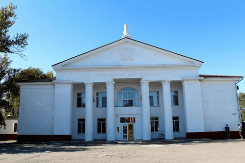 Нацпроект «Культура»: в Волгоградской области обновят Палласовский ДК Нацпроект «Культура»: в Волгоградской области обновят Палласовский ДК