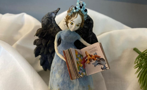 В Волгоградской Горьковке открылась выставка ватных игрушек