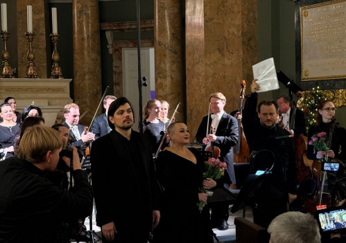 Волгоградская солистка Анна Девяткина выступила в Санкт-Петербурге