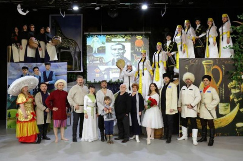 В Михайловке состоялась премьера спектакля о художнике Нико Пиросмани