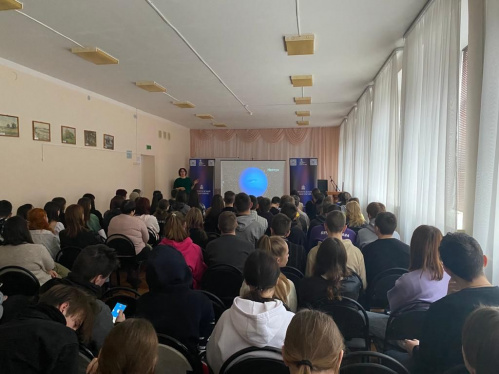 Специалисты Волгоградского планетария выезжают с лекциями в районы области Специалисты Волгоградского планетария выезжают с лекциями в районы области