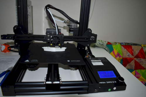 В Среднеахтубинской модельной библиотеке обучают молодёжь 3D-моделированию В Среднеахтубинской модельной библиотеке обучают молодёжь 3D-моделированию