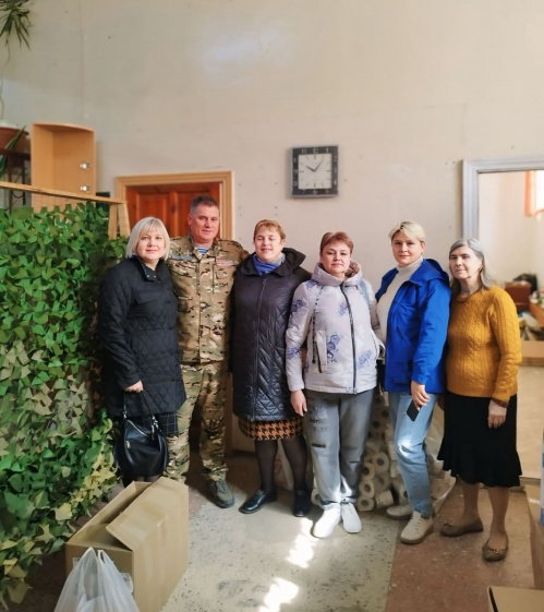Волгоградские библиотекари собирают помощь для бойцов СВО Волгоградские библиотекари собирают помощь для бойцов СВО