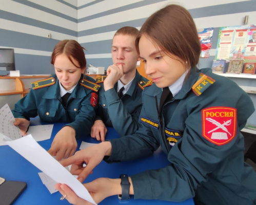 Волгоградские школьники путешествовали «По реке времени»