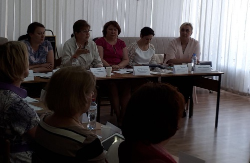 В Волгограде состоялся круглый стол «Особенное детство» В Волгограде состоялся круглый стол «Особенное детство»