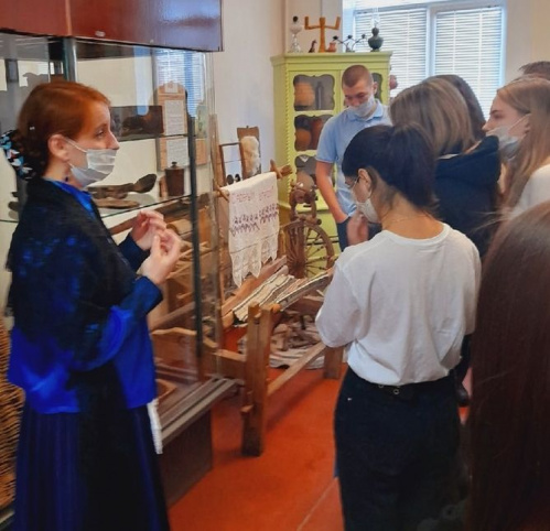 В Михайловке работает казачья выставка