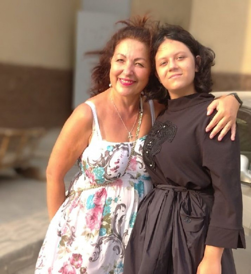 Юная волгоградская вокалистка завоевала Гран-при на фестивале в Саратовской области