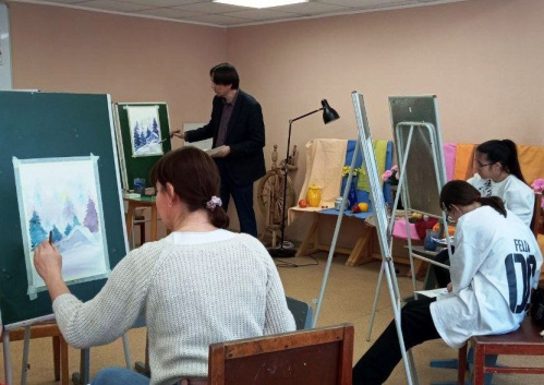 В Палласовке проводят мастер-классы для владельцев «Пушкинской карты»