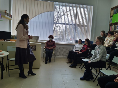 В Палласовской модельной библиотеке школьникам представили «Атлас новых профессий»