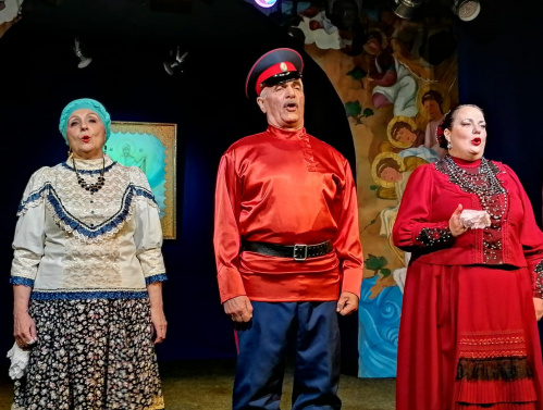 В Казачьем театре отметили День Покрова Пресвятой Богородицы