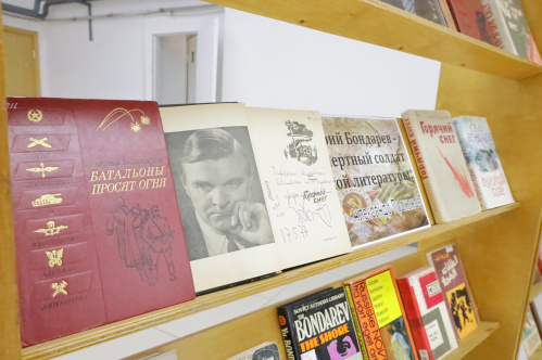 В Волгограде прозвучали произведения Юрия Бондарева