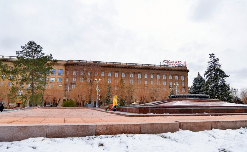 В Волгоградской библиотеке для молодёжи вспомнят «Дни великого перелома» В Волгоградской библиотеке для молодёжи вспомнят «Дни великого перелома»