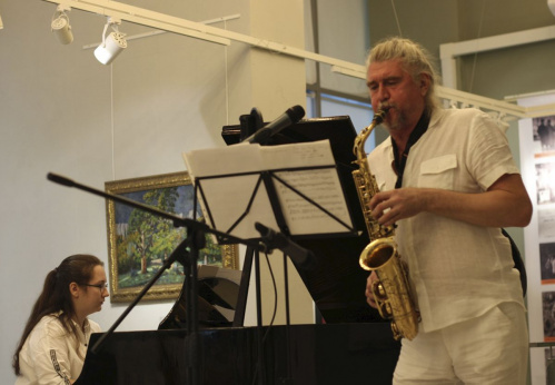 В Музее Машкова познакомят с многообразием творчества Микаэла Таривердиева 