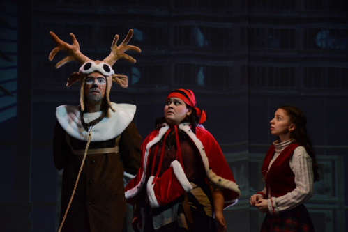 Деятелям культуры и юным талантам установлены стипендии губернатора на 2022 год