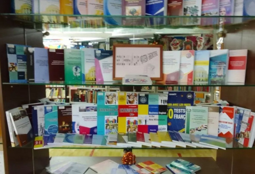 Волгоградской Горьковке в прошлом году подарили несколько сотен книг