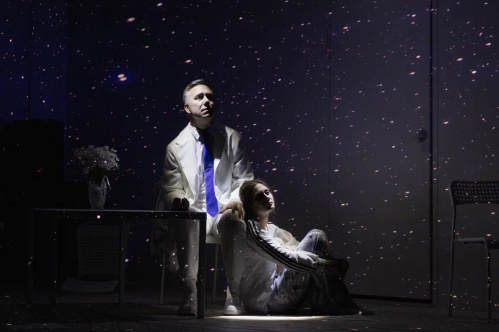 В НЭТе состоялась премьера спектакля «Дотянуться до мечты»