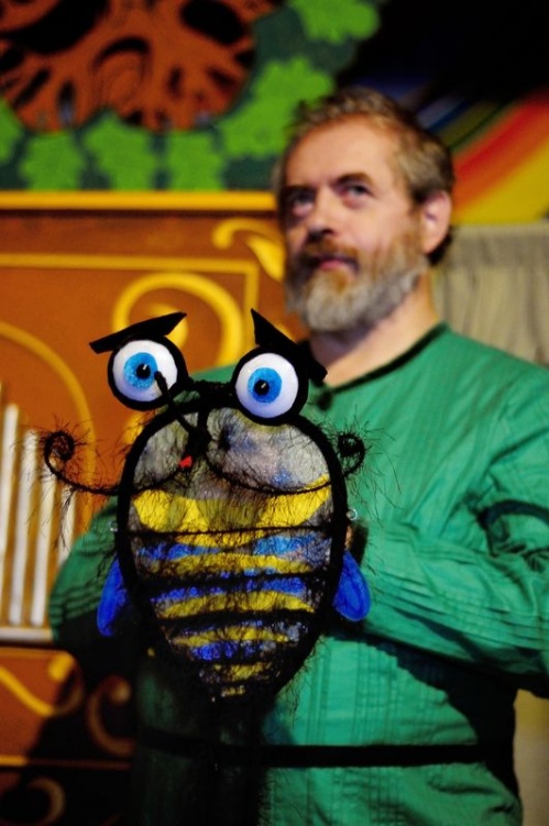 Театр кукол поставил спектакль на грант губернатора