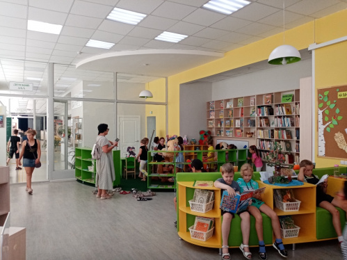 В Камышинской модельной библиотеке организуют детский летний досуг В Камышинской модельной библиотеке организуют детский летний досуг