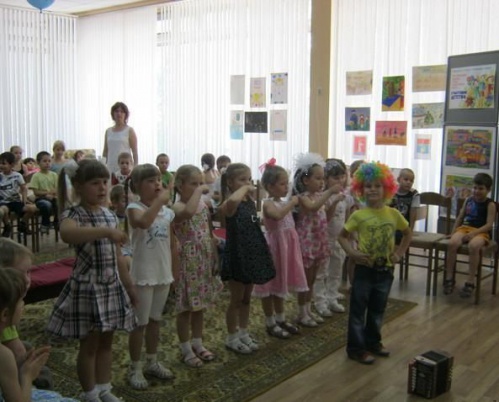 Все дети смеются на одном языке Все дети смеются на одном языке