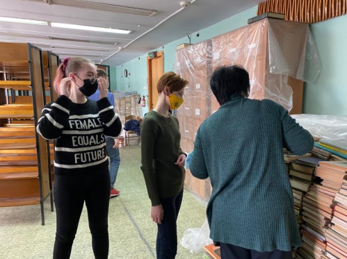 Волонтёры культуры помогают волгоградским библиотекарям