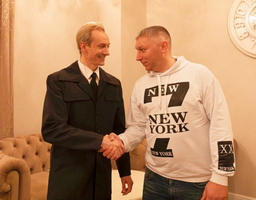 Бойца СВО, ставшего прототипом героя пьесы, ждут на премьеру в НЭТе