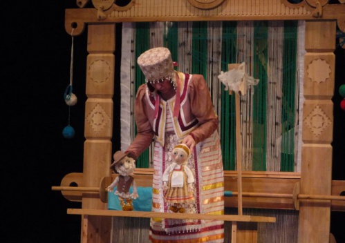 В Волгограде проходят гастроли Дагестанского театра кукол